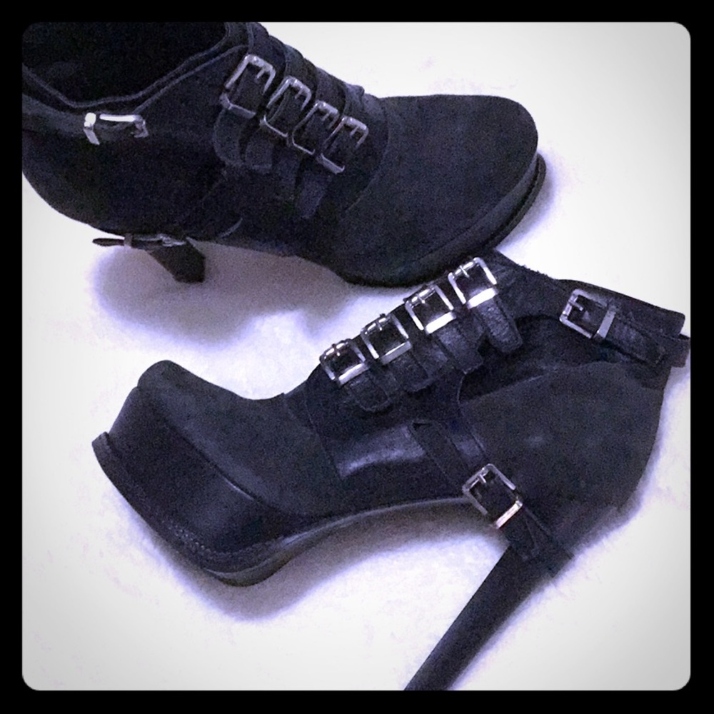 K&B buckle wedge boots